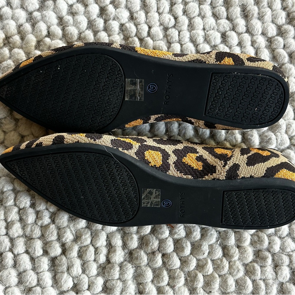 Rothy's Leopard Print Women's Flats - Picture 4 of 4